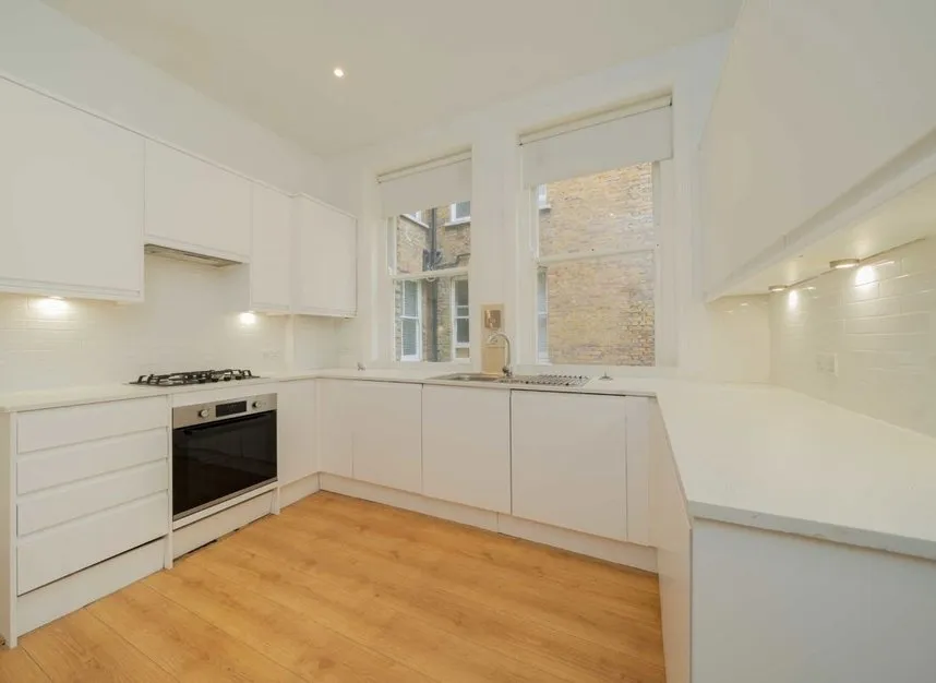 3 bed flat to rent, Wymering Road, Maida Vale, W9