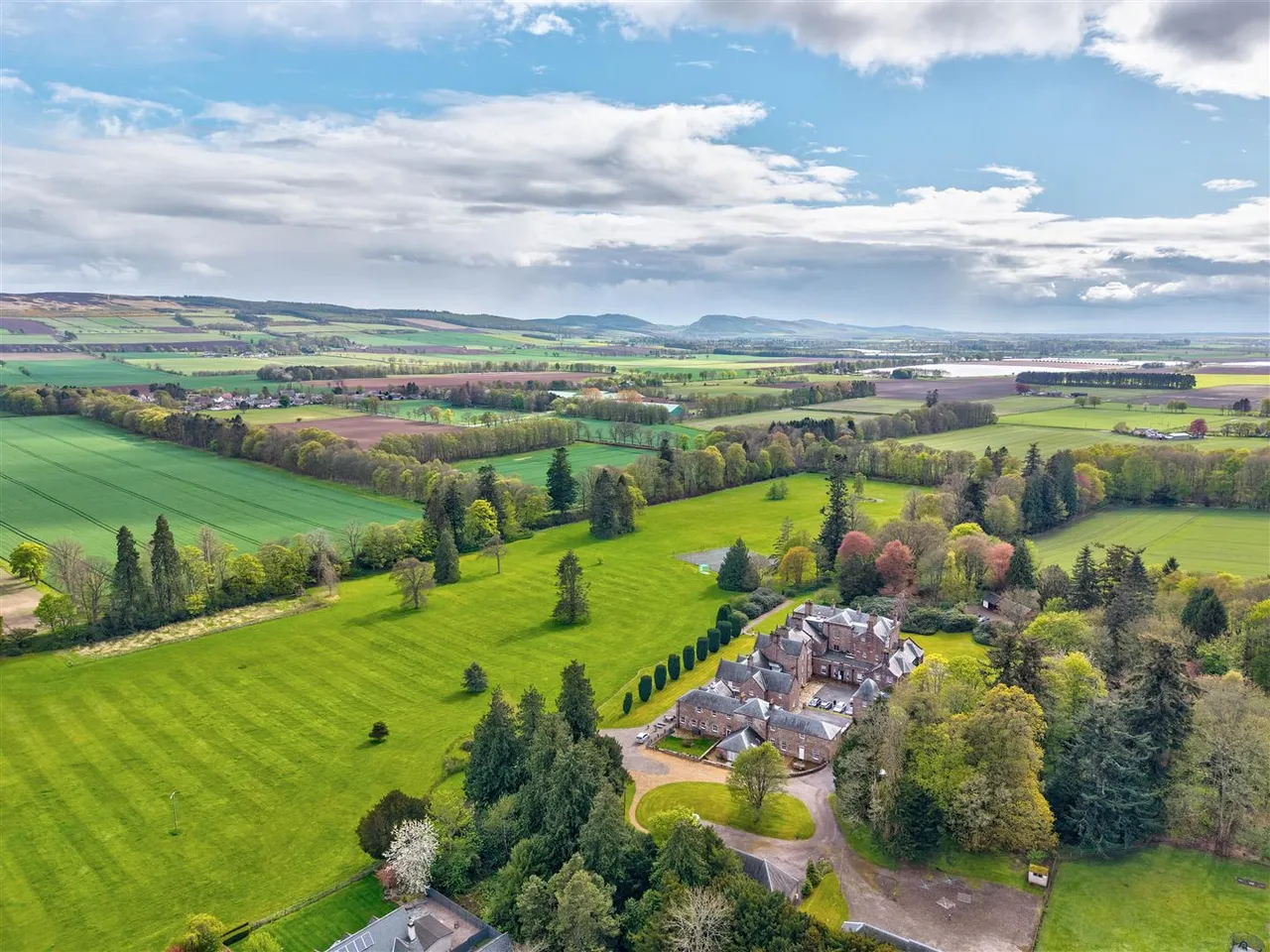 2 bed house for sale, Arthurstone House, Blairgowrie