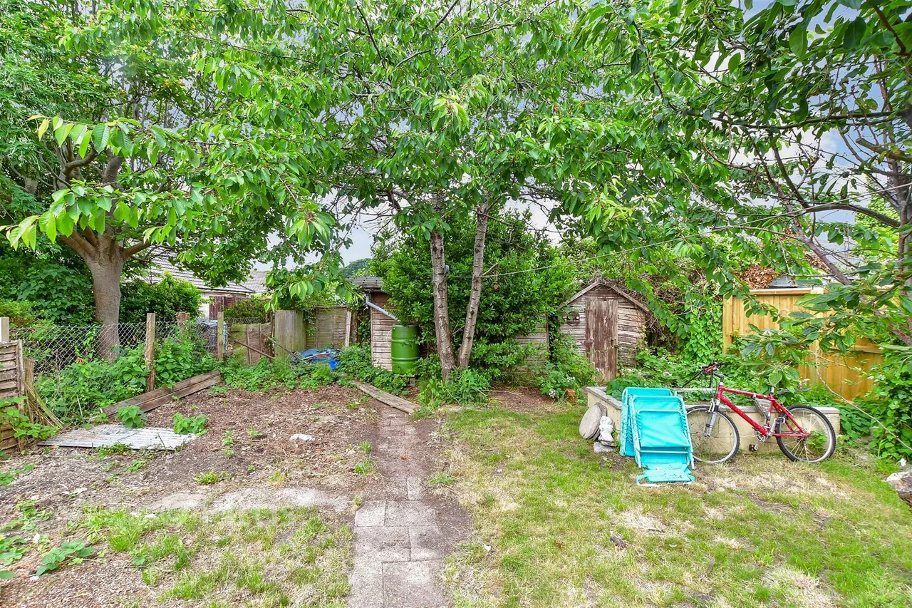 Princes Road, Freshwater, PO40, photo 8
