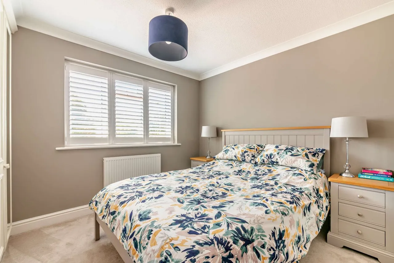 Saturn Croft, Winkfield Row, Bracknell, Berkshire, RG42 6PA, photo 11