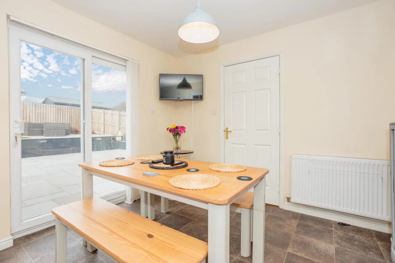Caulstran Road, Dumfries, DG2, photo 11