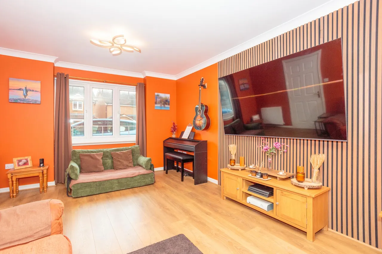 Caulstran Road, Dumfries, DG2, photo 5