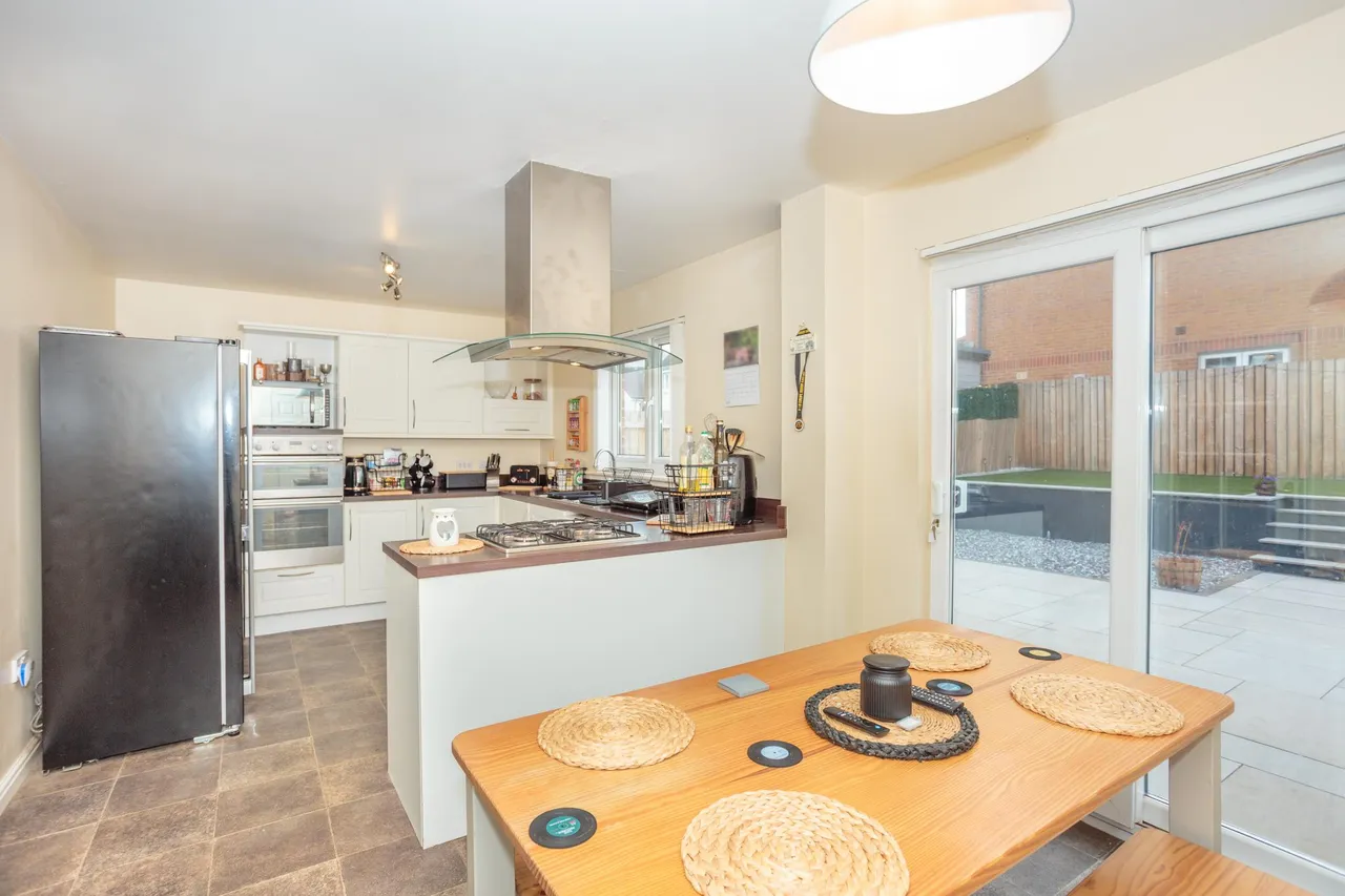 Caulstran Road, Dumfries, DG2, photo 3
