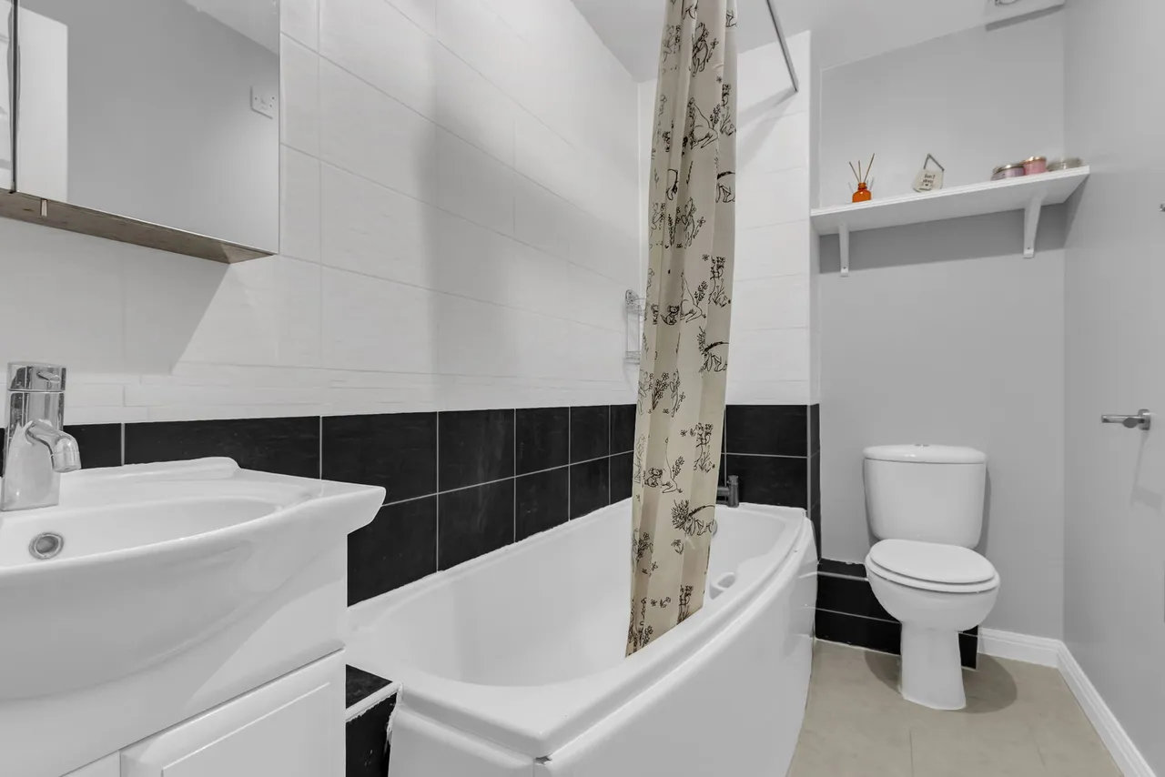 Kingfisher Drive, Hemel Hempstead, HP3 9DD, photo 3