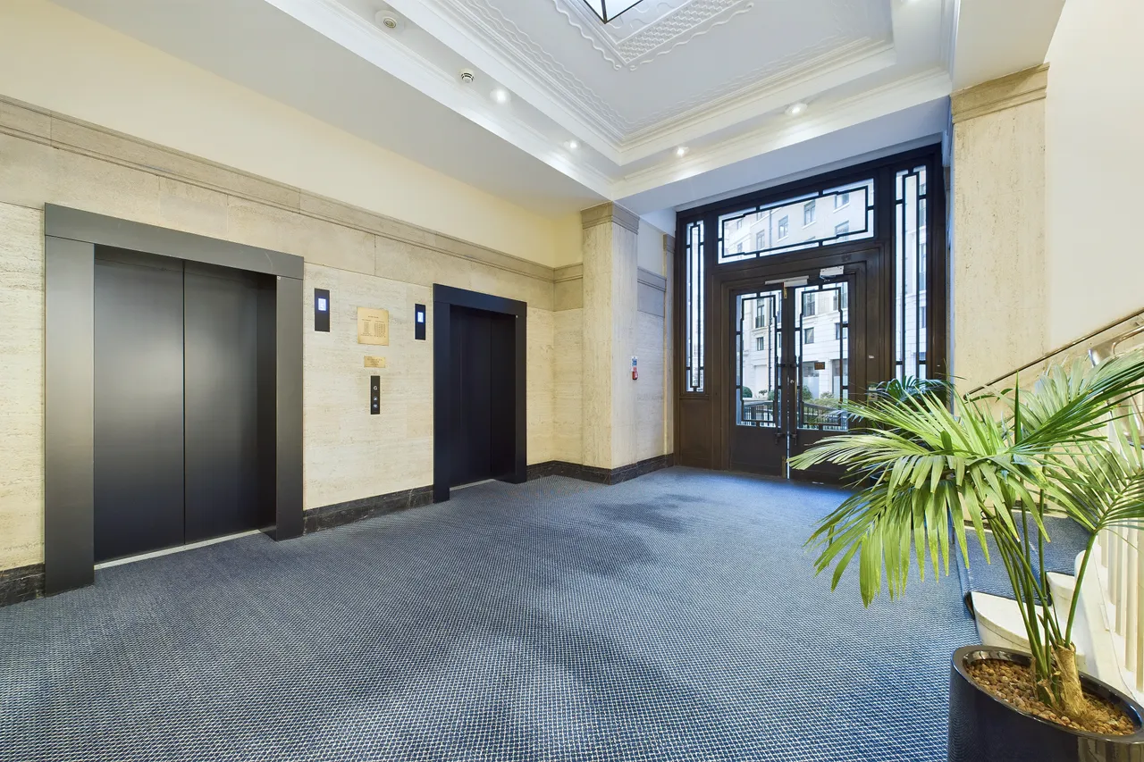 Belvedere Road, London, SE1, photo 10