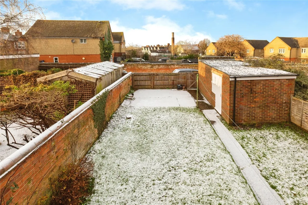 Walton Road, Aylesbury, Buckinghamshire, HP21, photo 12