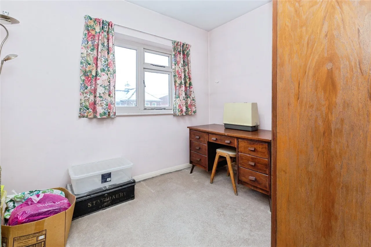 Walton Road, Aylesbury, Buckinghamshire, HP21, photo 10