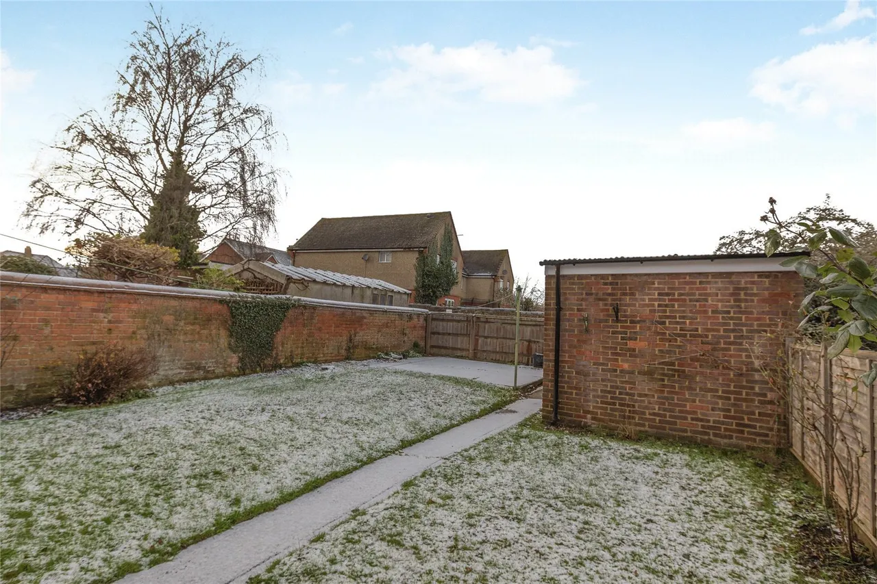 Walton Road, Aylesbury, Buckinghamshire, HP21, photo 11