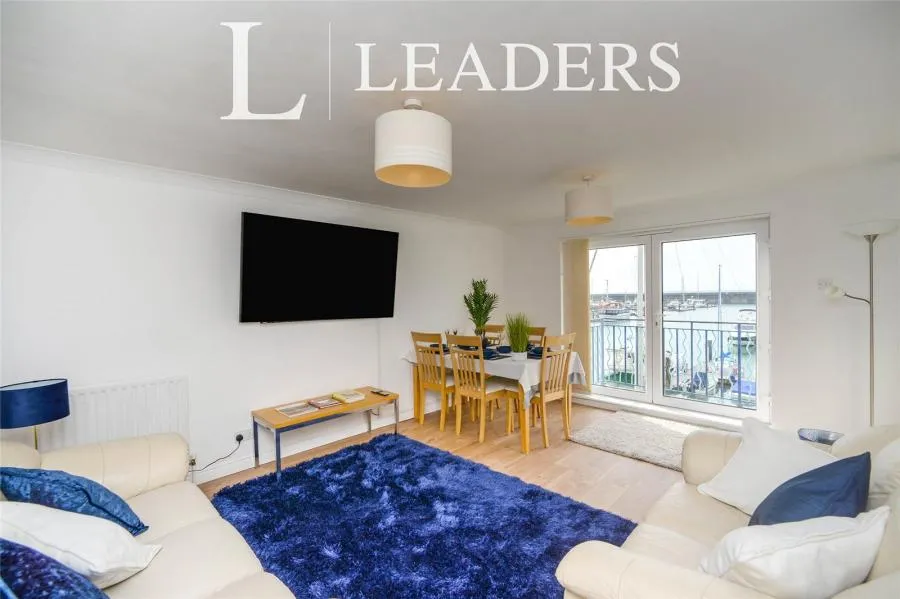 Merton Court, The Strand, BN2, photo 9