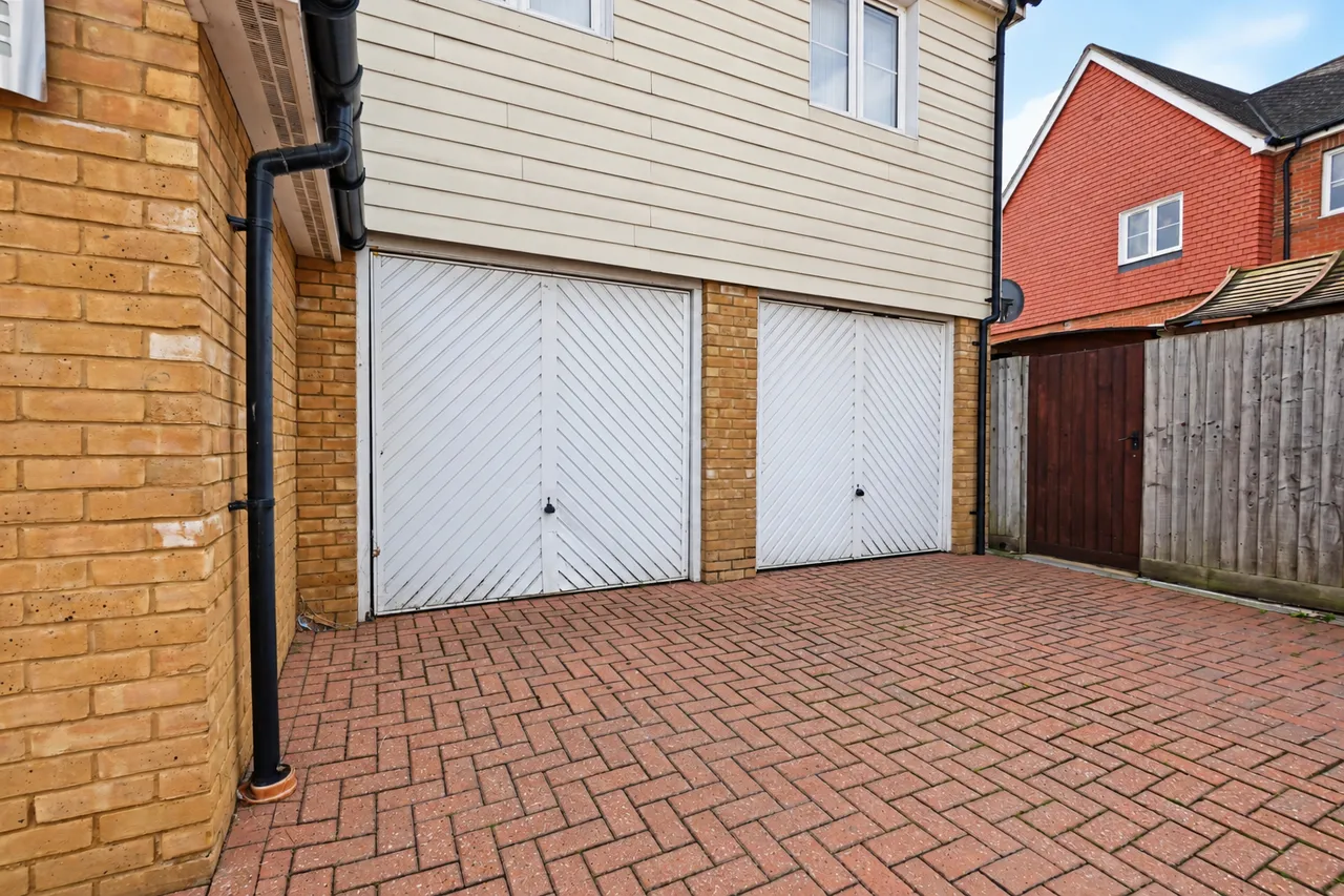 Bells Lane, Hoo, ME3, photo 23