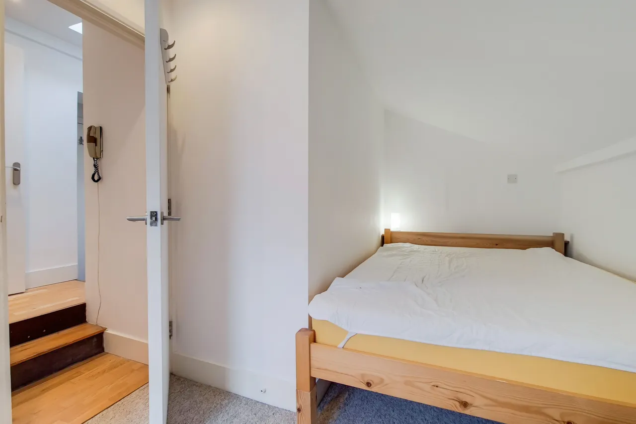 Flat 6, 60-62, Holloway Road, London, photo 3