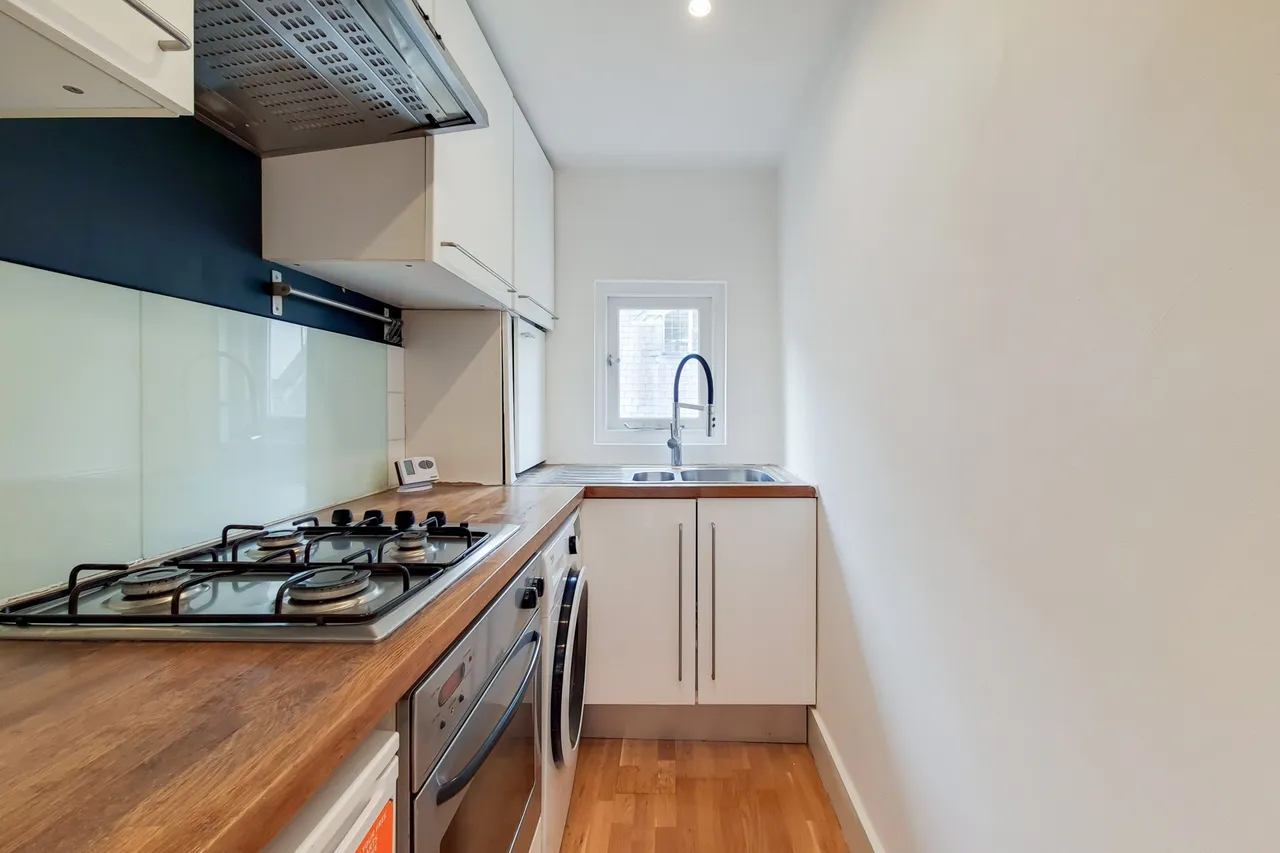 Flat 6, 60-62, Holloway Road, London, photo 7