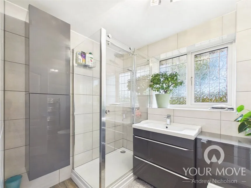 Ullswater Avenue, Crewe, CW2, photo 6
