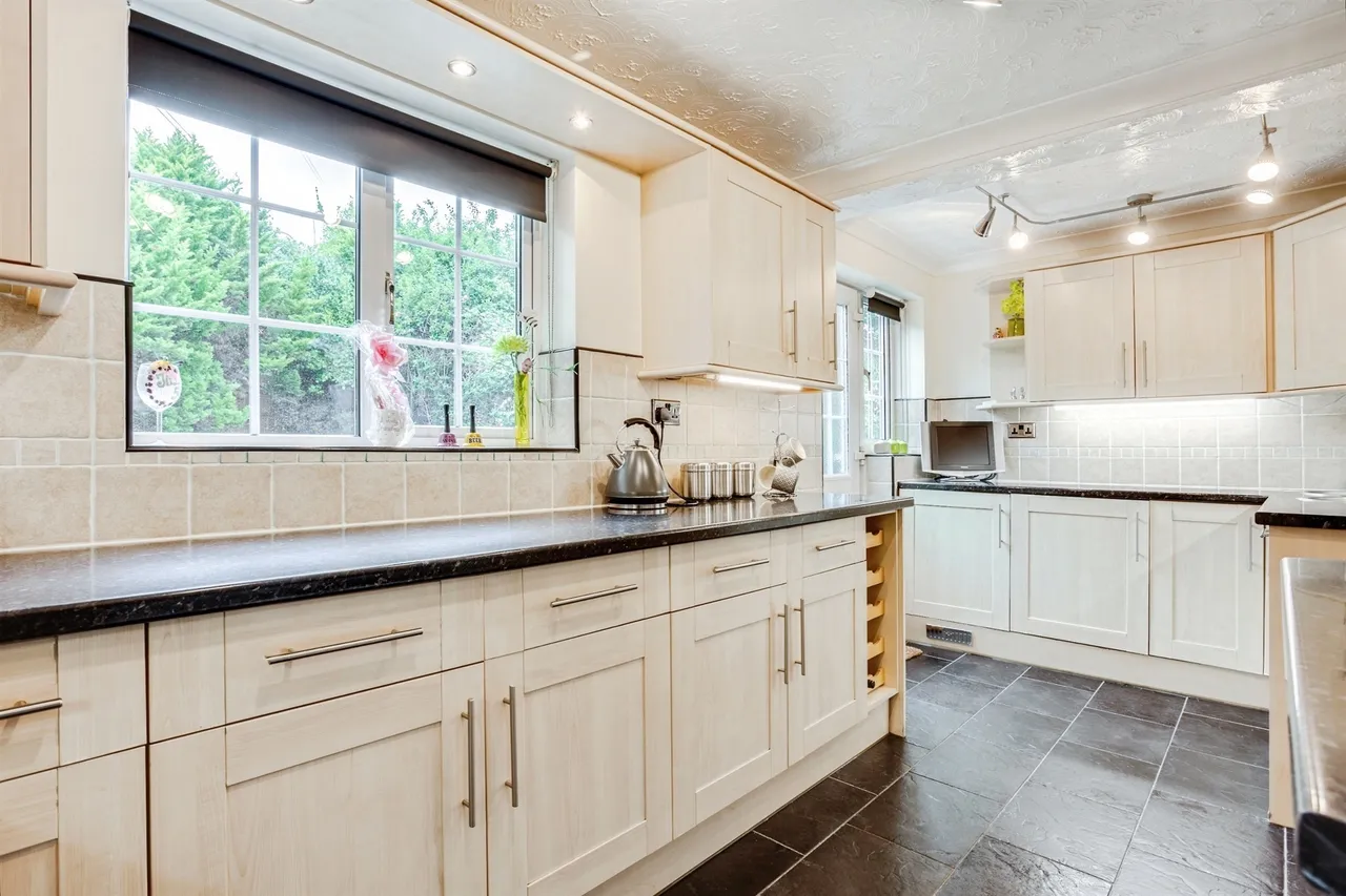 Meadowcroft Road, Outwood, WAKEFIELD, photo 8