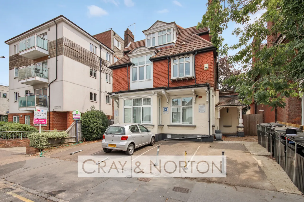 1 bed conversion for sale — Chatsworth Road, East Croydon, CR0 1HB