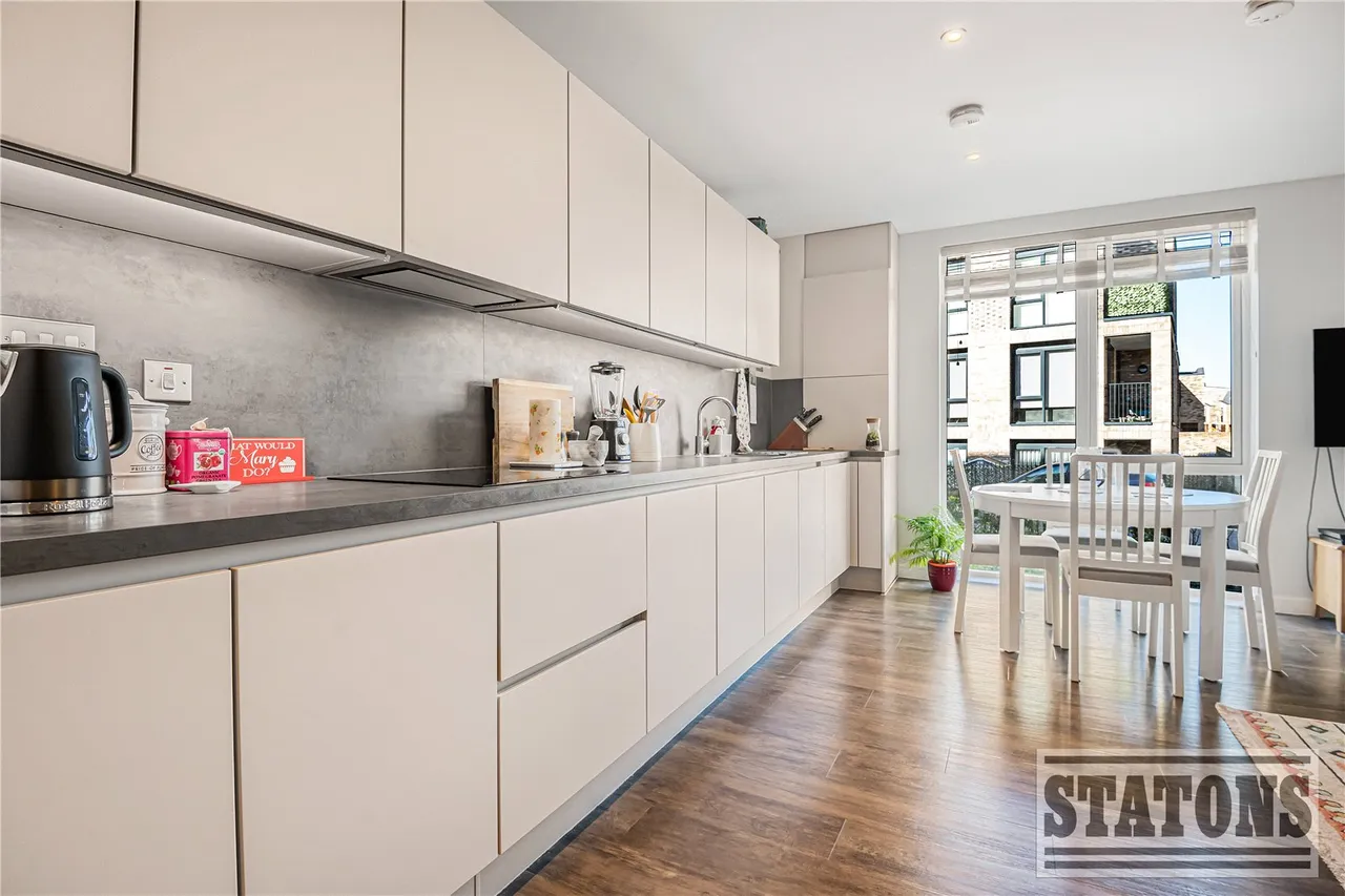 Aphrodite Court, Barnet, Dollis Valley Drive, EN5 2GH, photo 5