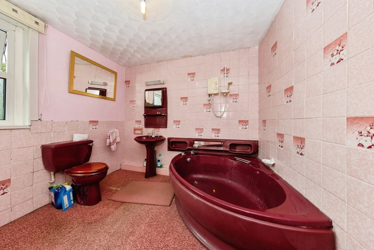 Llandafen Road, Llanelli, SA14, photo 13