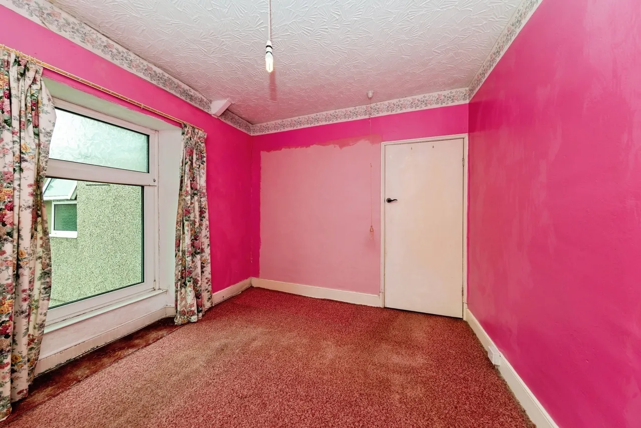 Llandafen Road, Llanelli, SA14, photo 16