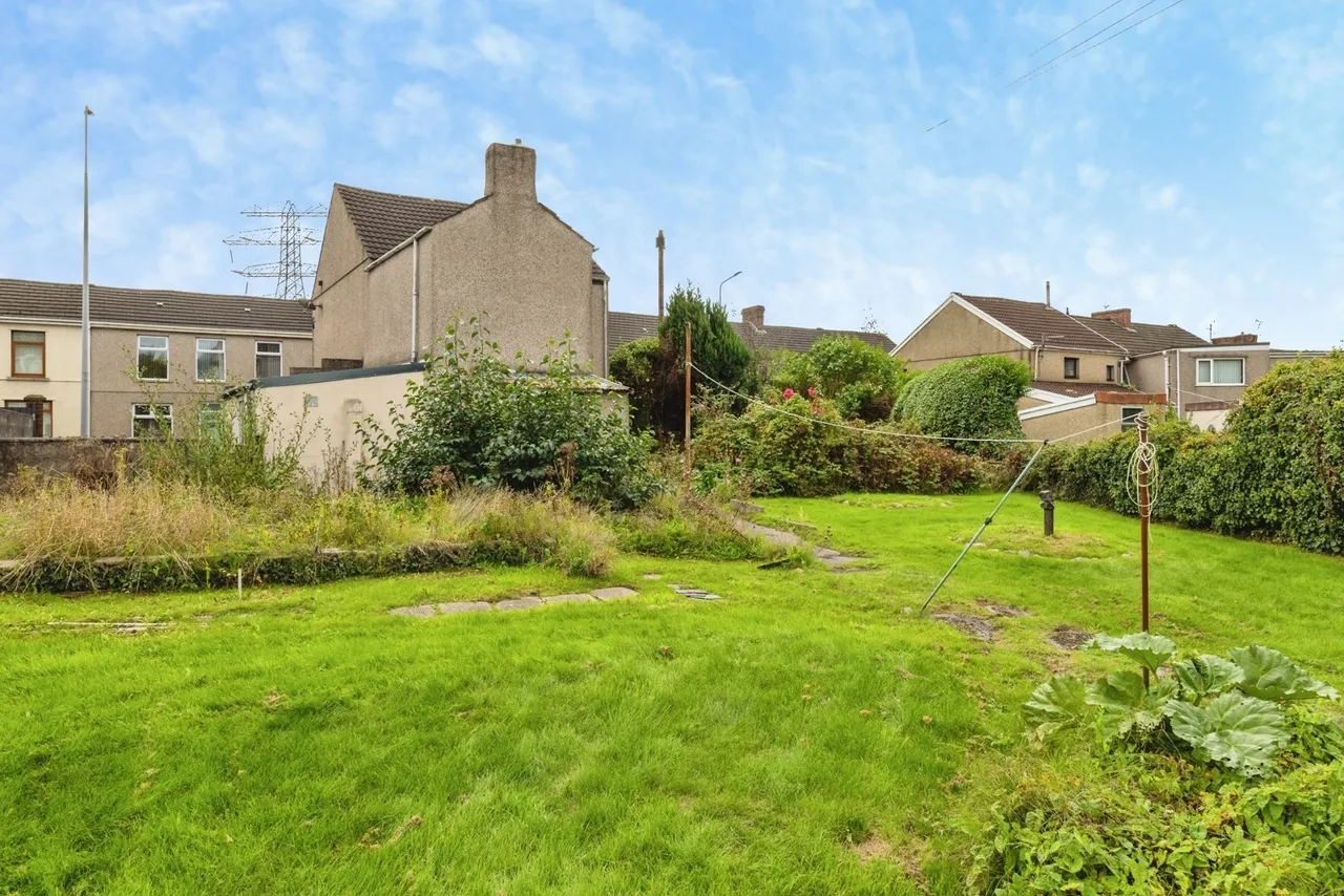 Llandafen Road, Llanelli, SA14, photo 20