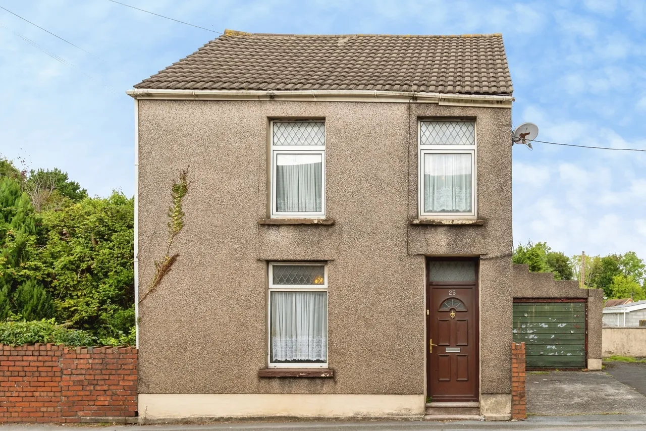 3 bed house for sale, Llandafen Road, Llanelli, SA14