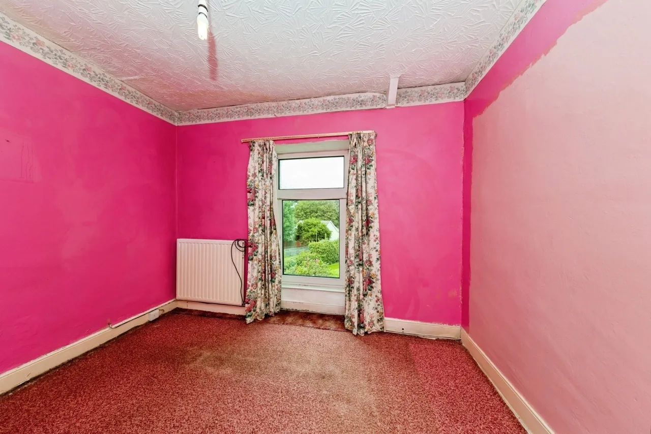 Llandafen Road, Llanelli, SA14, photo 17