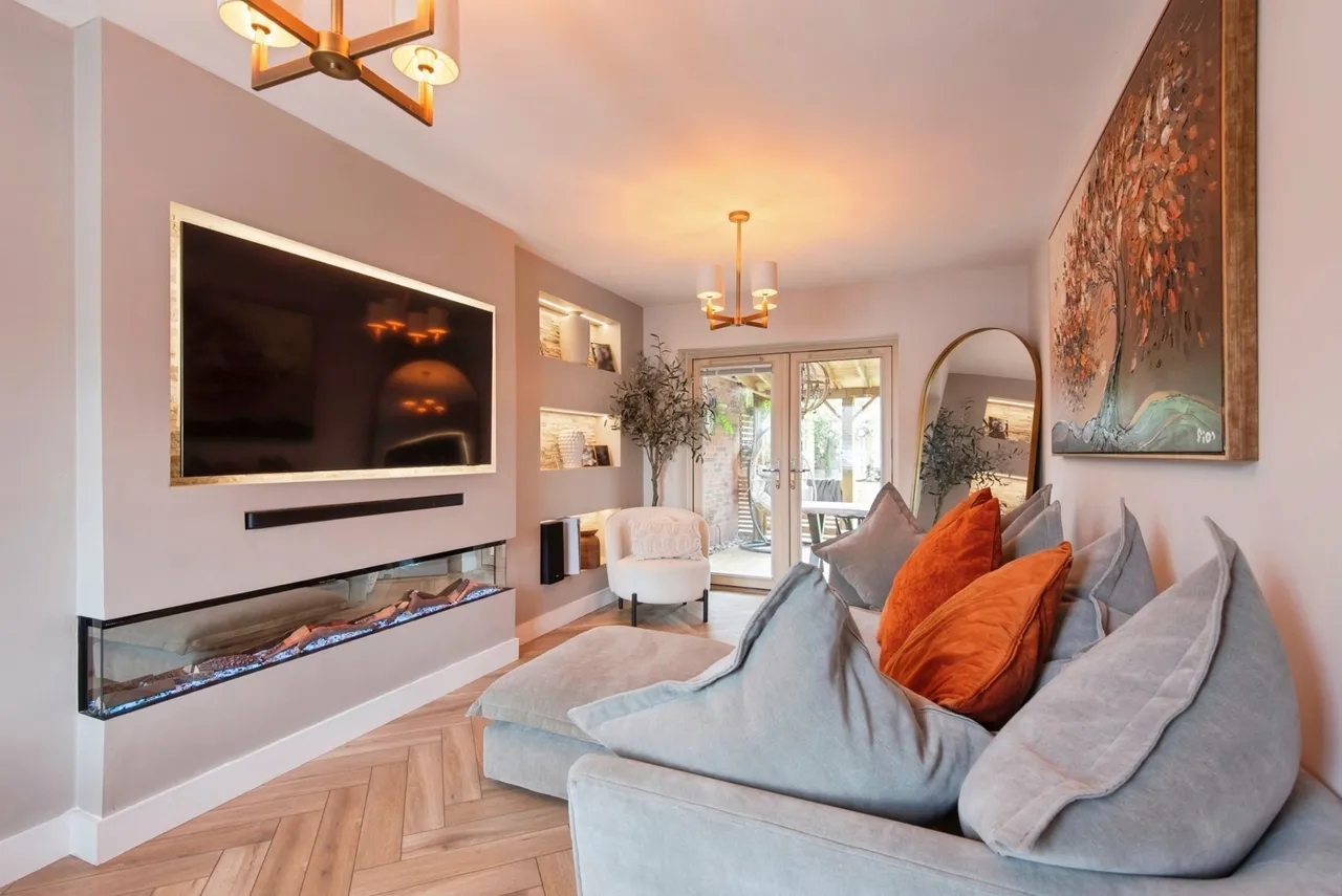 Harwood Lane, Clifton, Shefford, Bedfordshire, SG17, photo 6