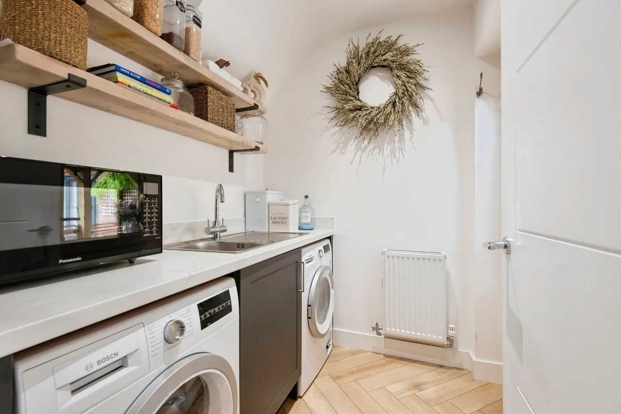 Harwood Lane, Clifton, Shefford, Bedfordshire, SG17, photo 11