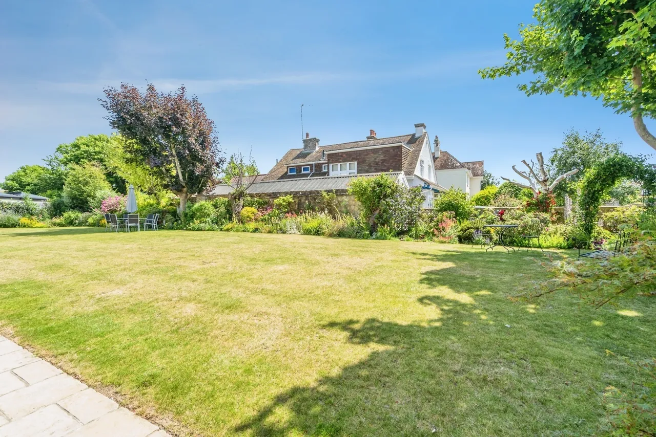 Aldwick Avenue, Bognor Regis, PO21, photo 2