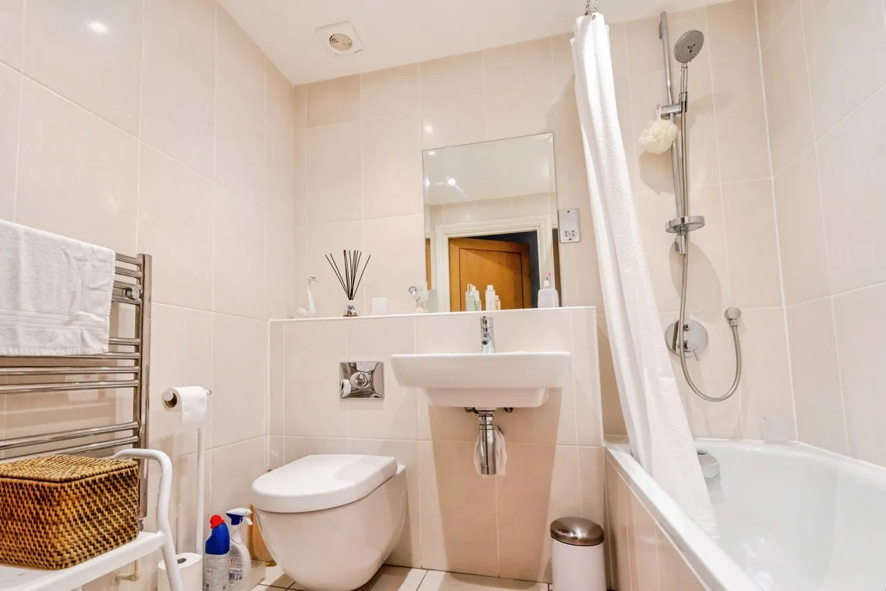 Aldwick Avenue, Bognor Regis, PO21, photo 11