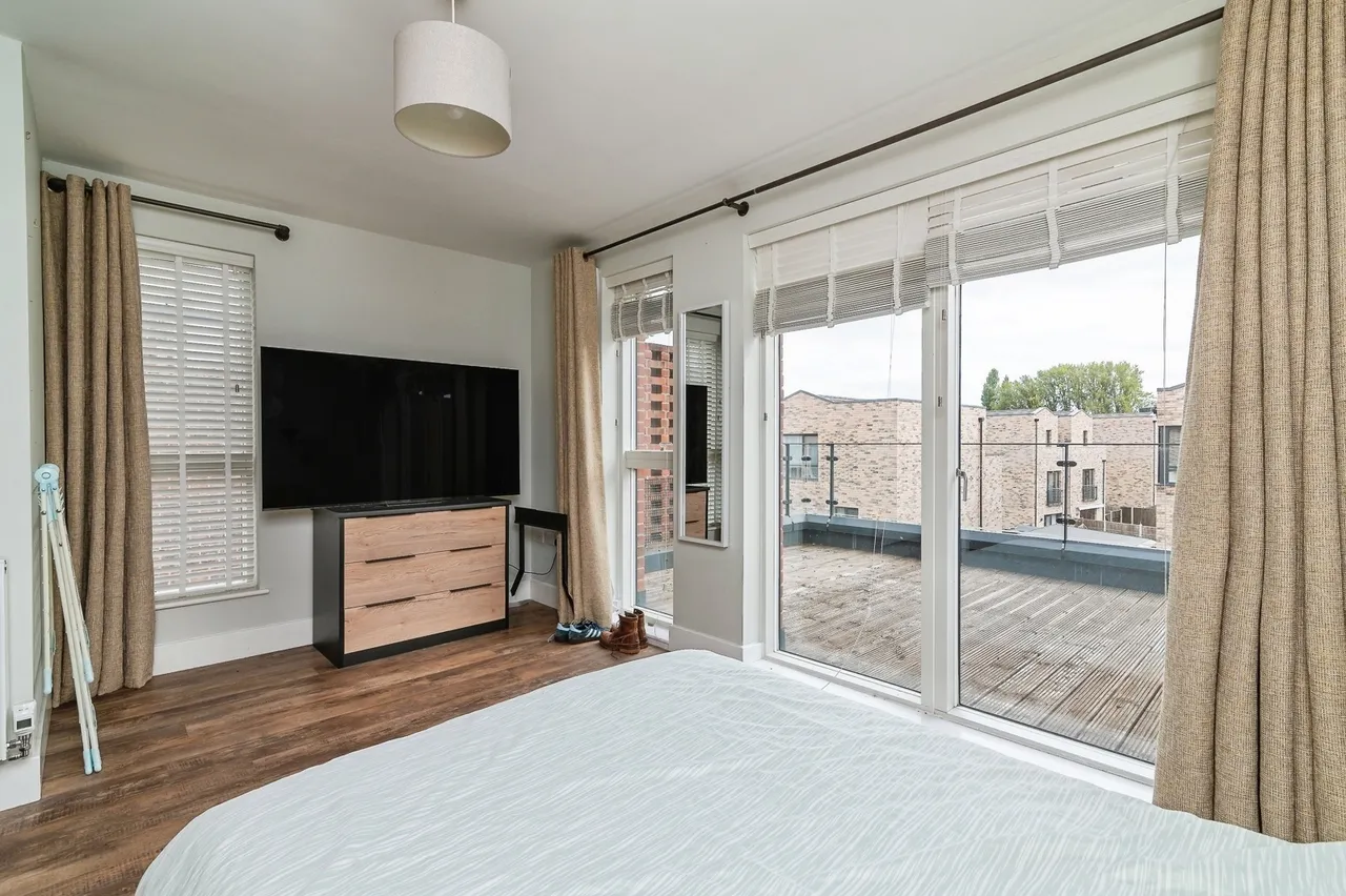 Trent Lane, Nottingham, NG2, photo 15