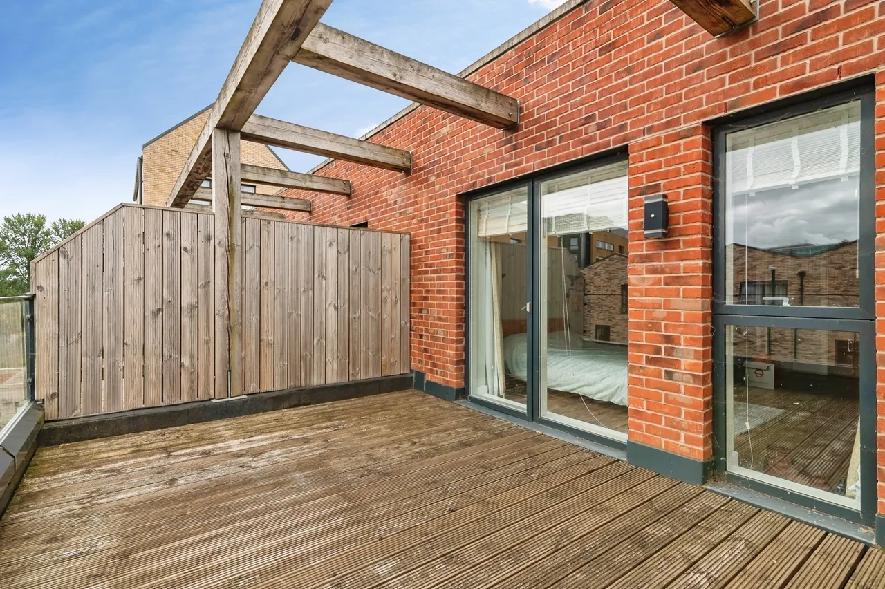 Trent Lane, Nottingham, NG2, photo 16
