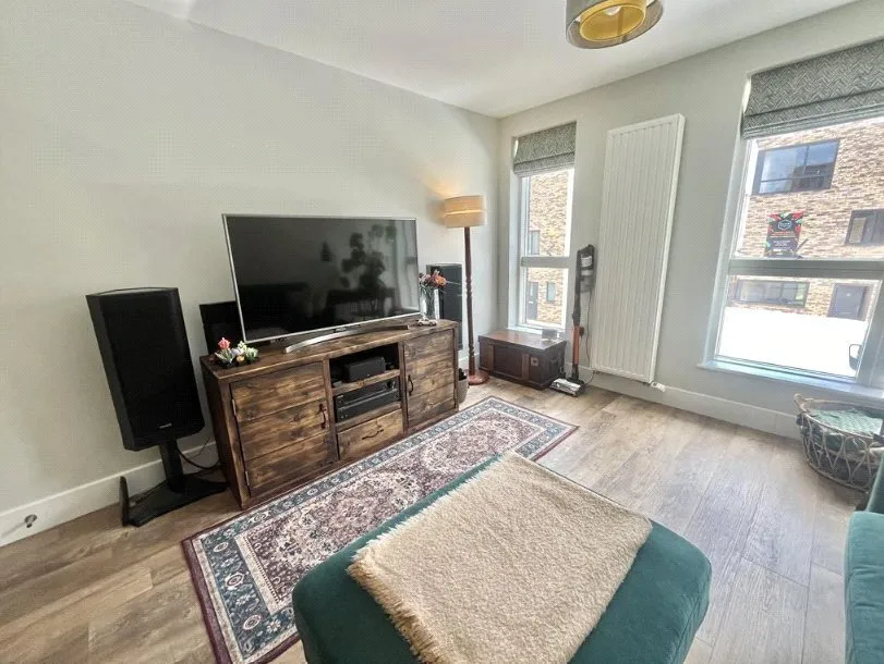 Trent Lane, Nottingham, NG2, photo 7