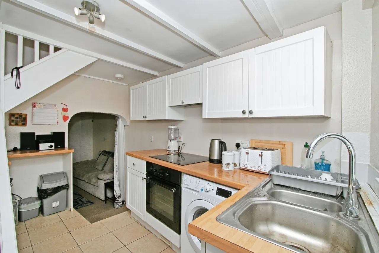 West End, Redruth, TR15, photo 3