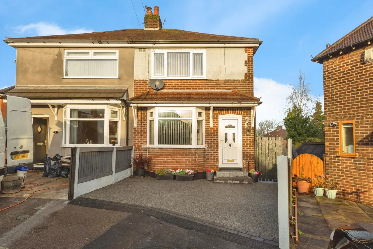 2 bed house for sale — Strathmore Avenue, Denton, Manchester, M34