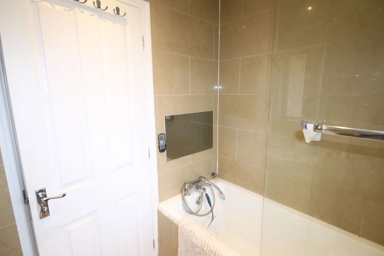 West Bank Street, Widnes, WA8, photo 13