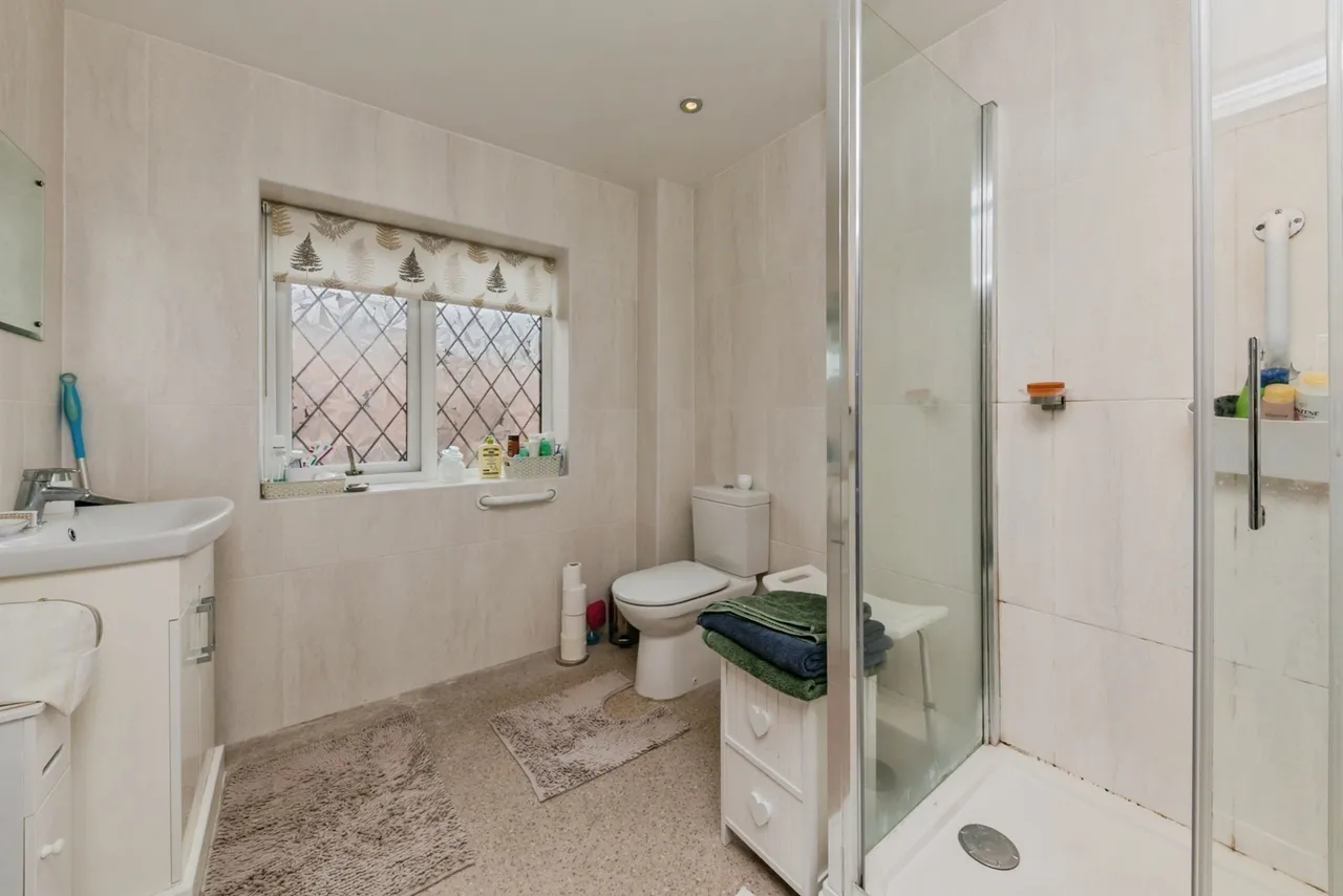 Roan Court, Macclesfield, Cheshire, SK11, photo 12