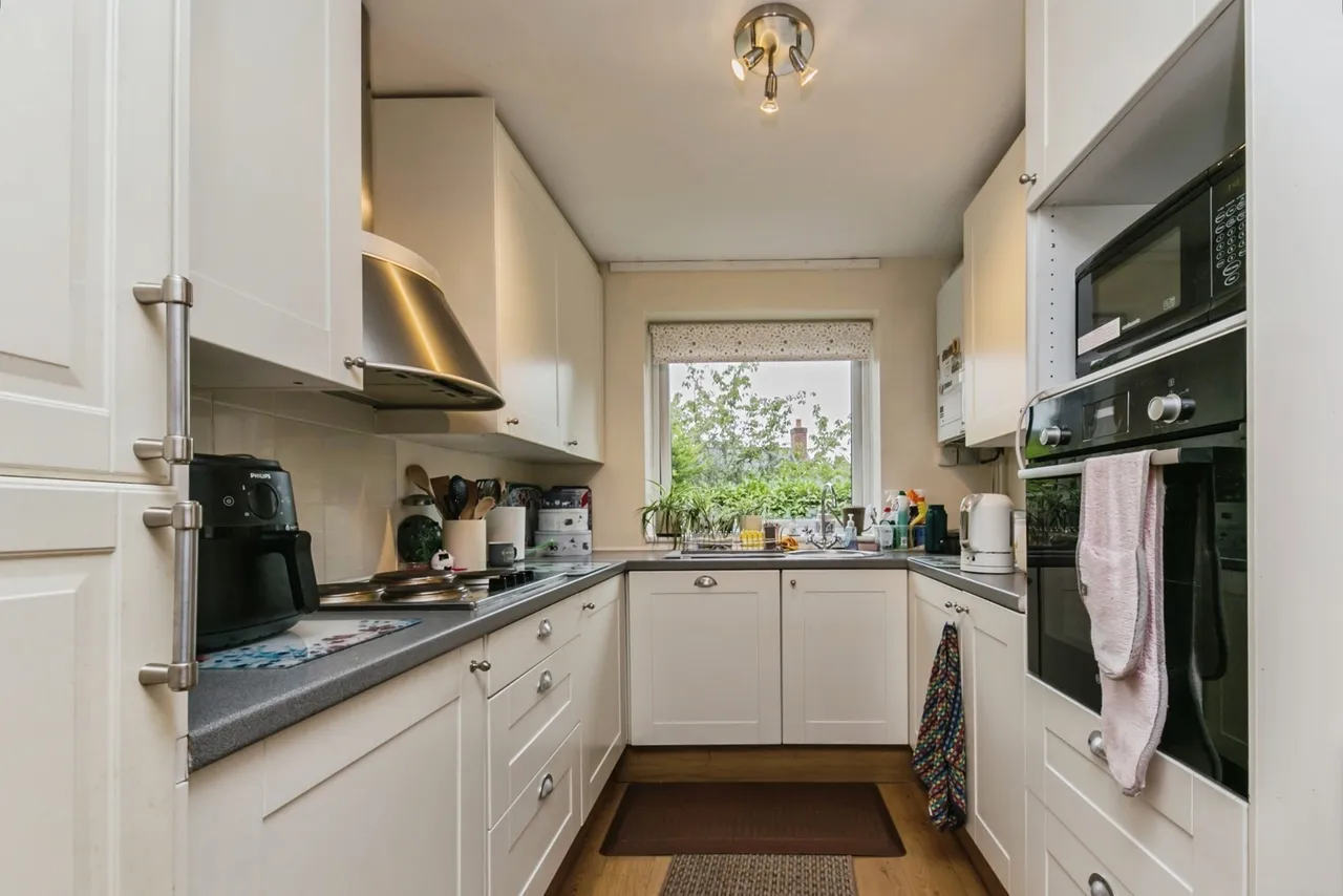 Roan Court, Macclesfield, Cheshire, SK11, photo 4