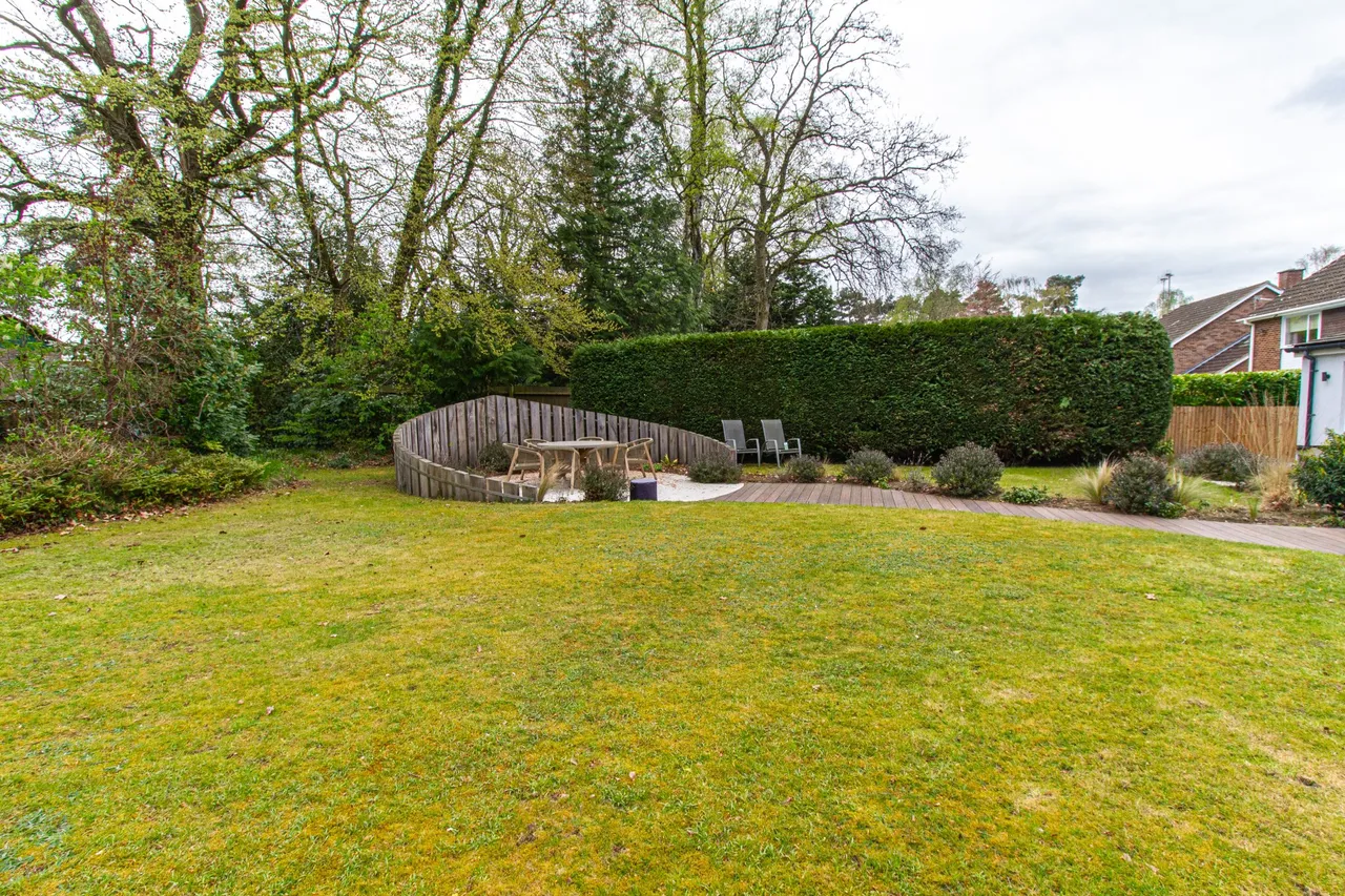 Tavistock Road, Fleet, GU51 4EH, photo 33