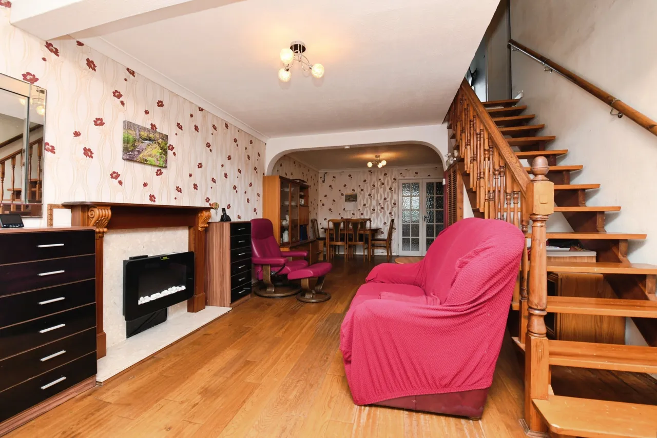 London Road, Wickford, SS12, photo 2