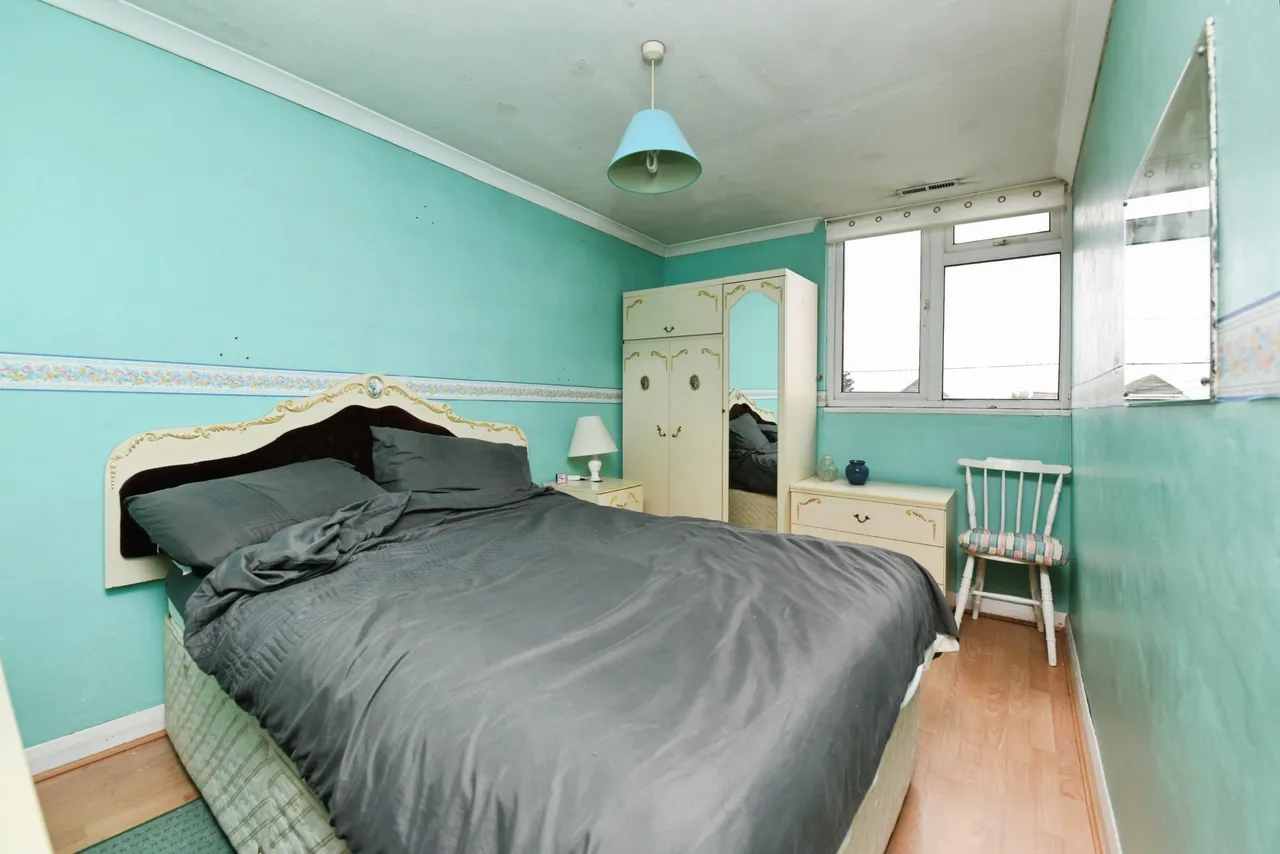 London Road, Wickford, SS12, photo 9