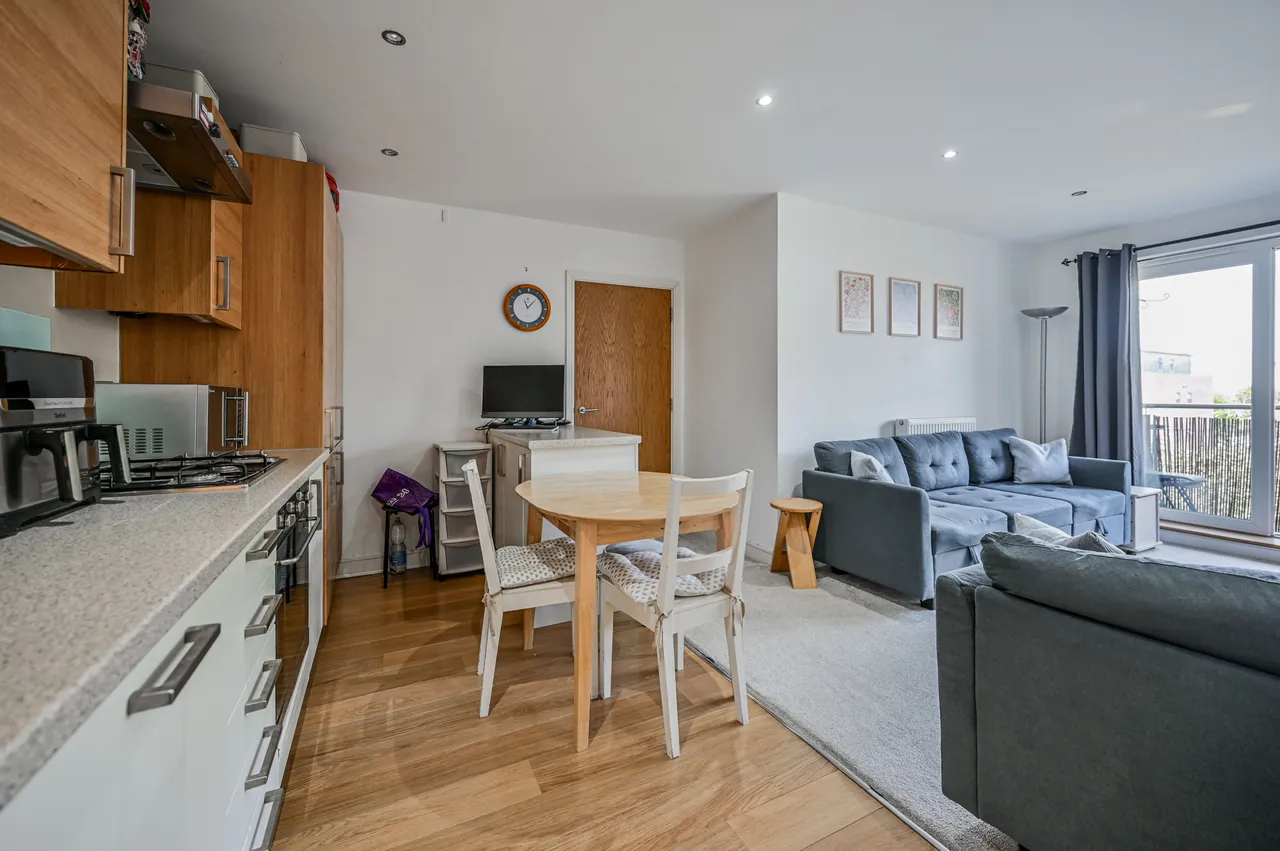 32 Thomas Jacomb Place, London, photo 5