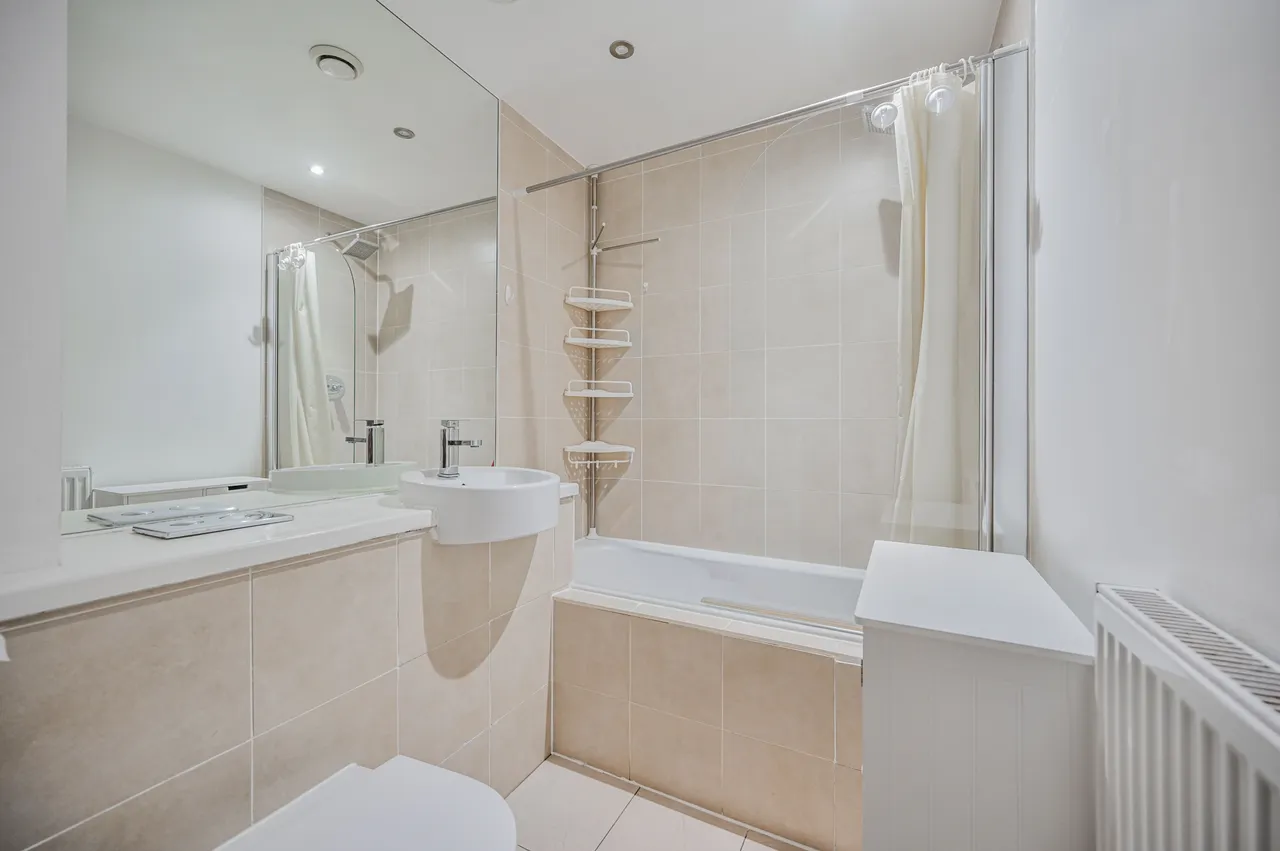 32 Thomas Jacomb Place, London, photo 10