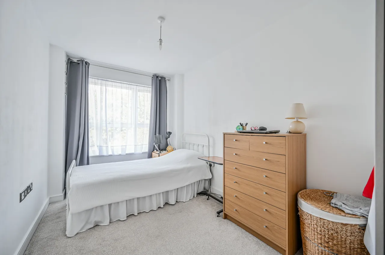 32 Thomas Jacomb Place, London, photo 7