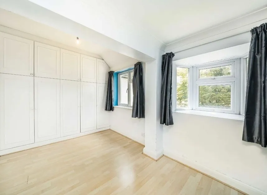 Carlton Close, Edgware, HA8, photo 12