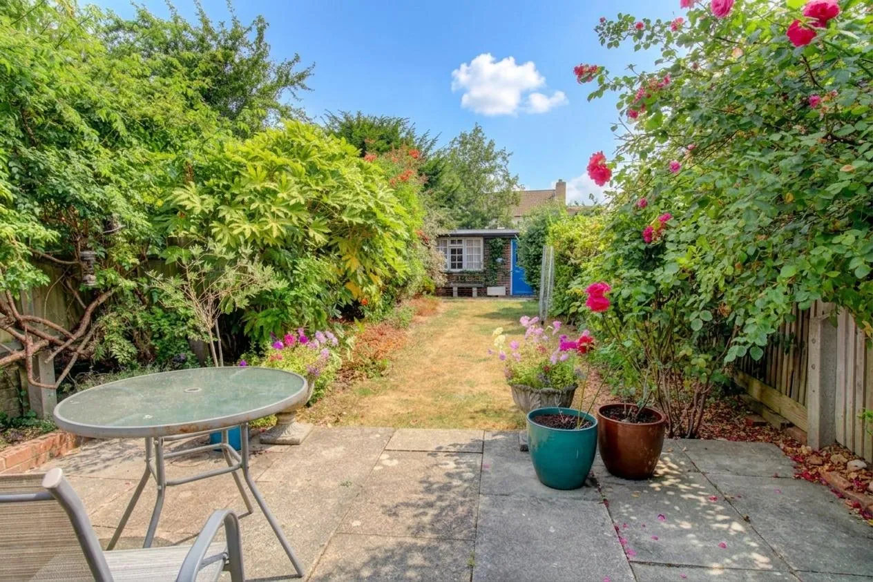 Crawley Road, Horsham, RH12, photo 12