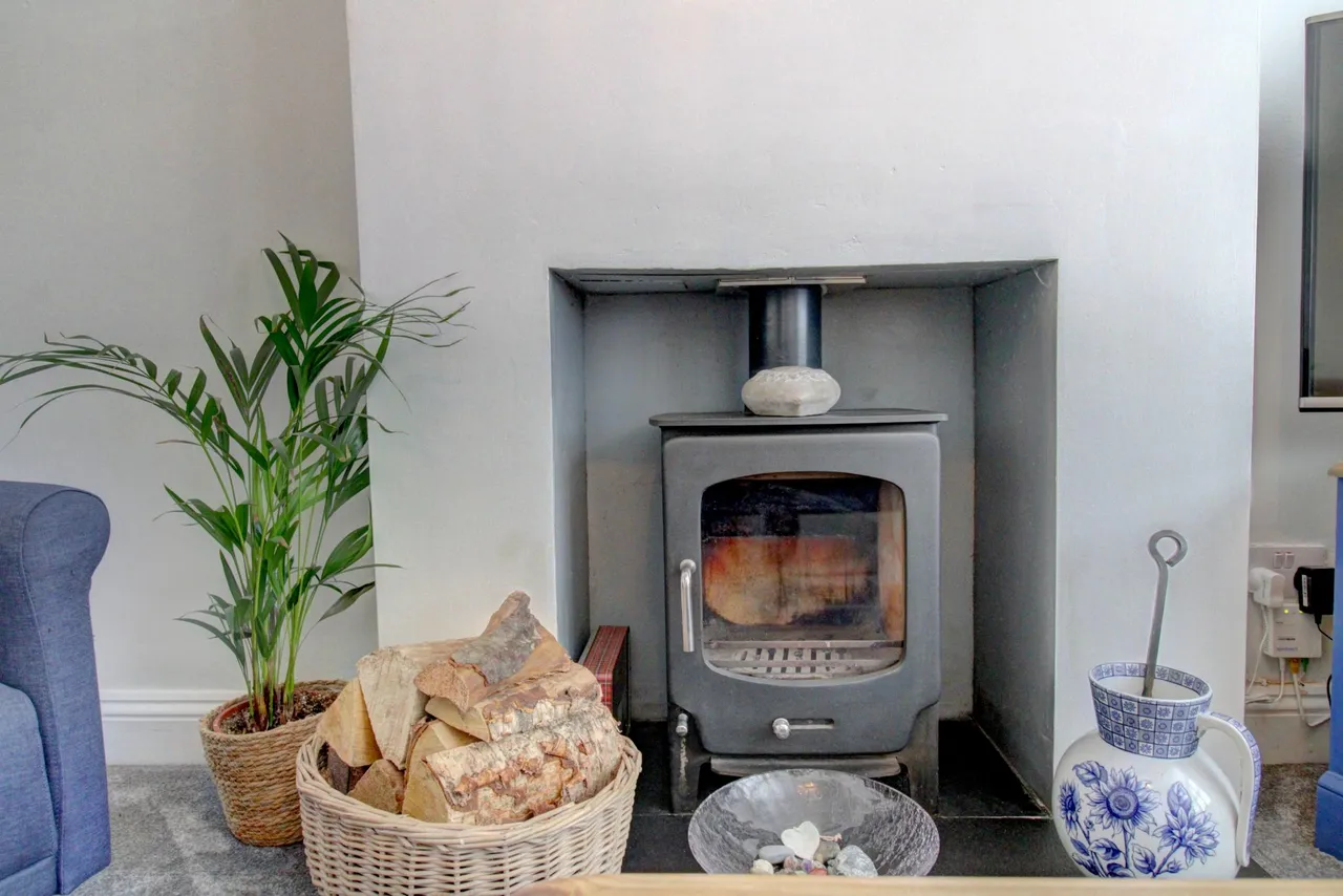 Crawley Road, Horsham, RH12, photo 7