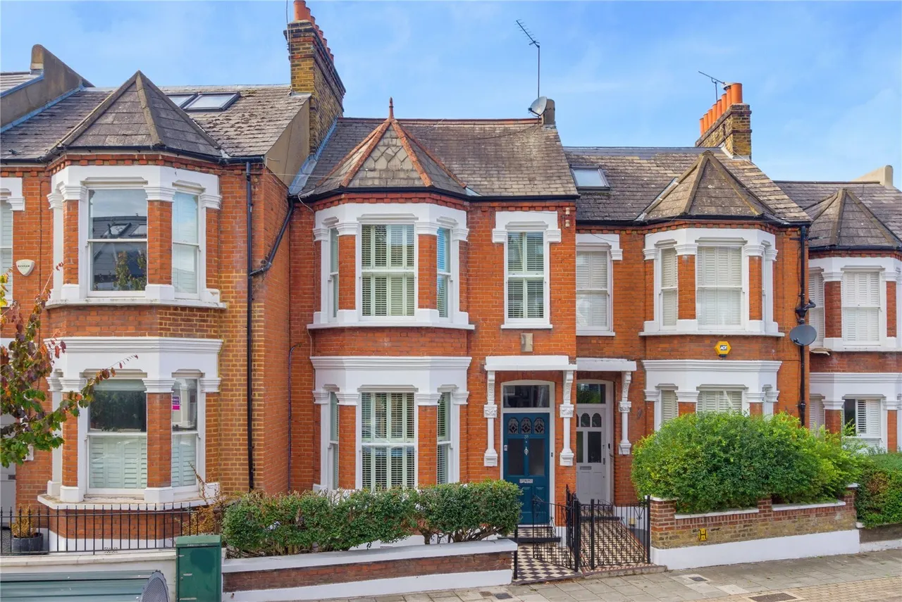 Jedburgh Street, London, SW11, photo 14