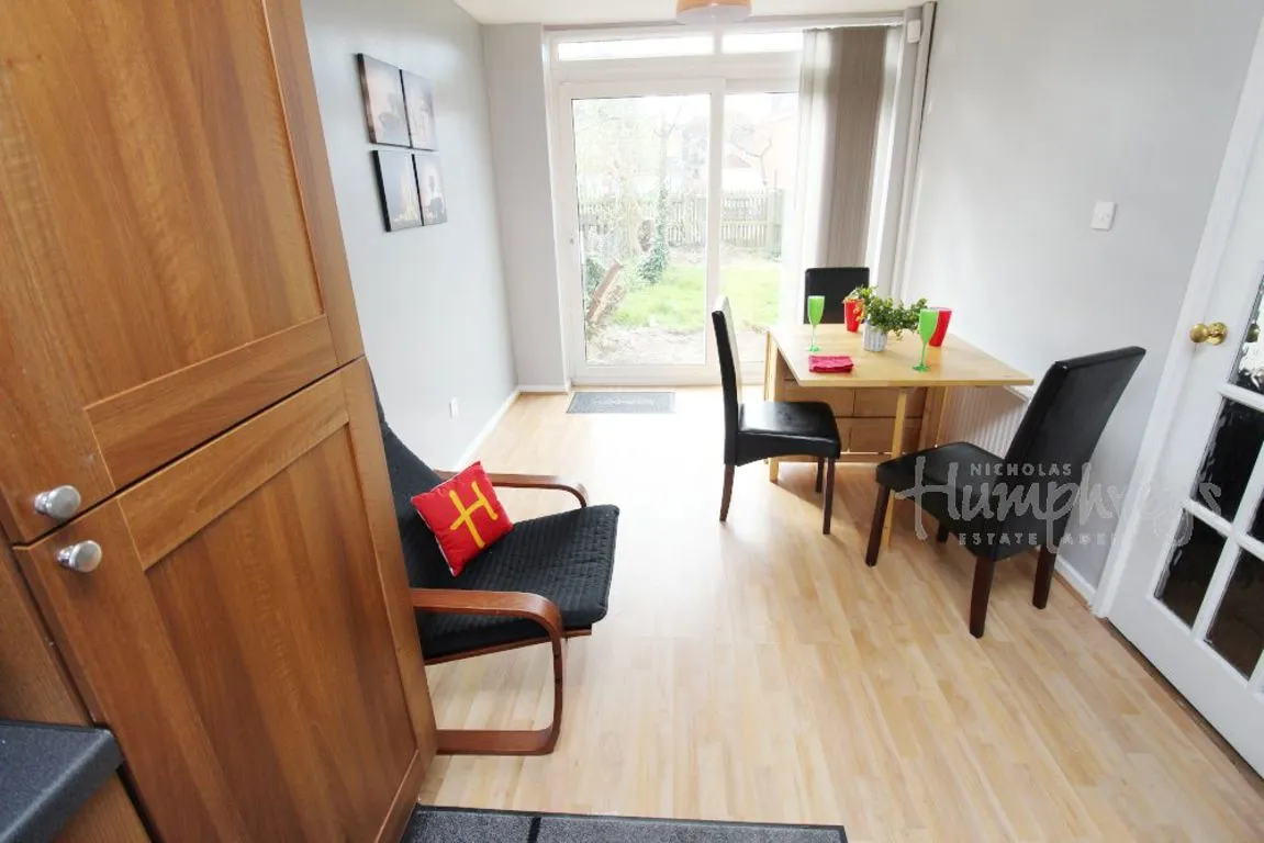 Viewings, B16, photo 4