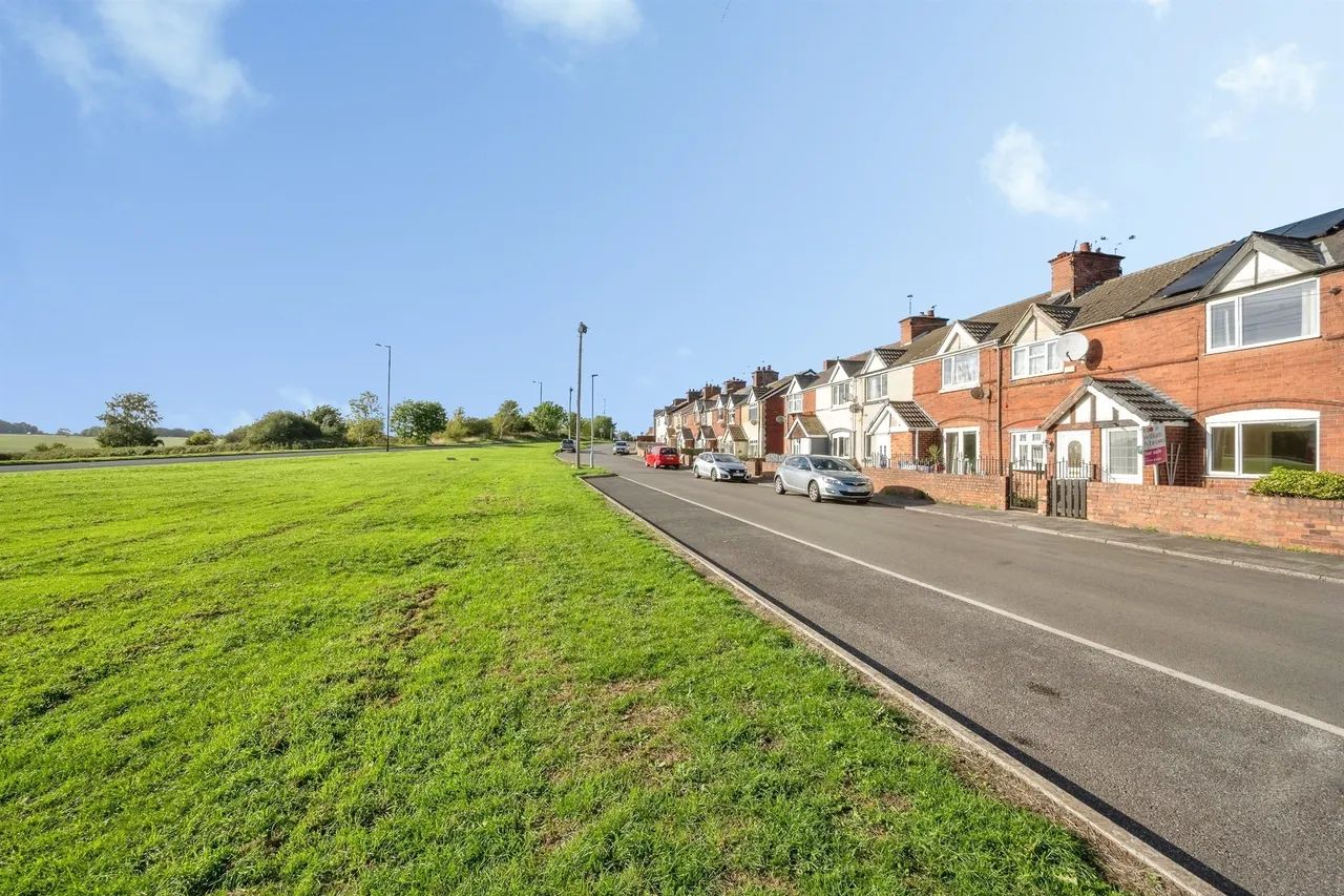 Victoria Street, Maltby, S66, photo 13