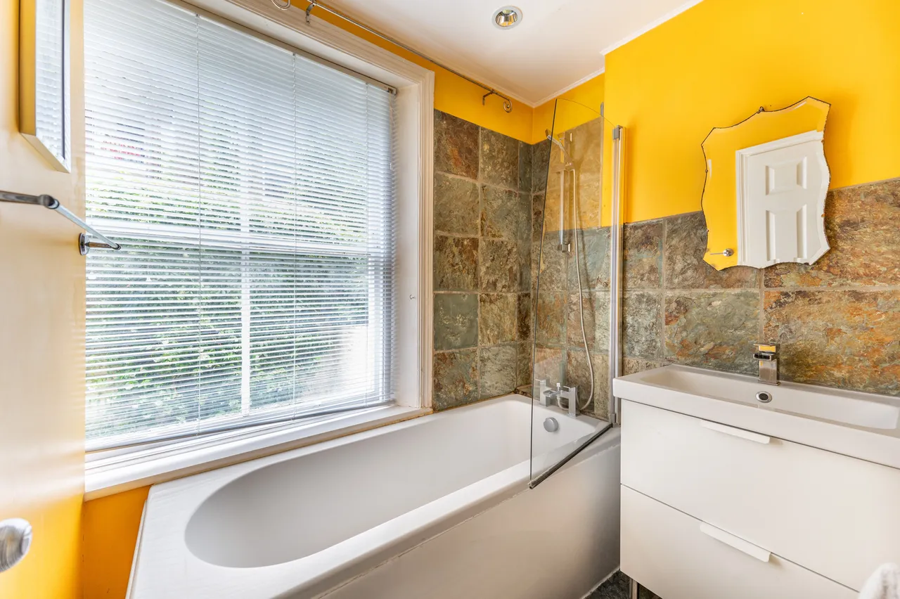 Flat 1, 6 Colville Houses, Talbot Road, London, photo 5